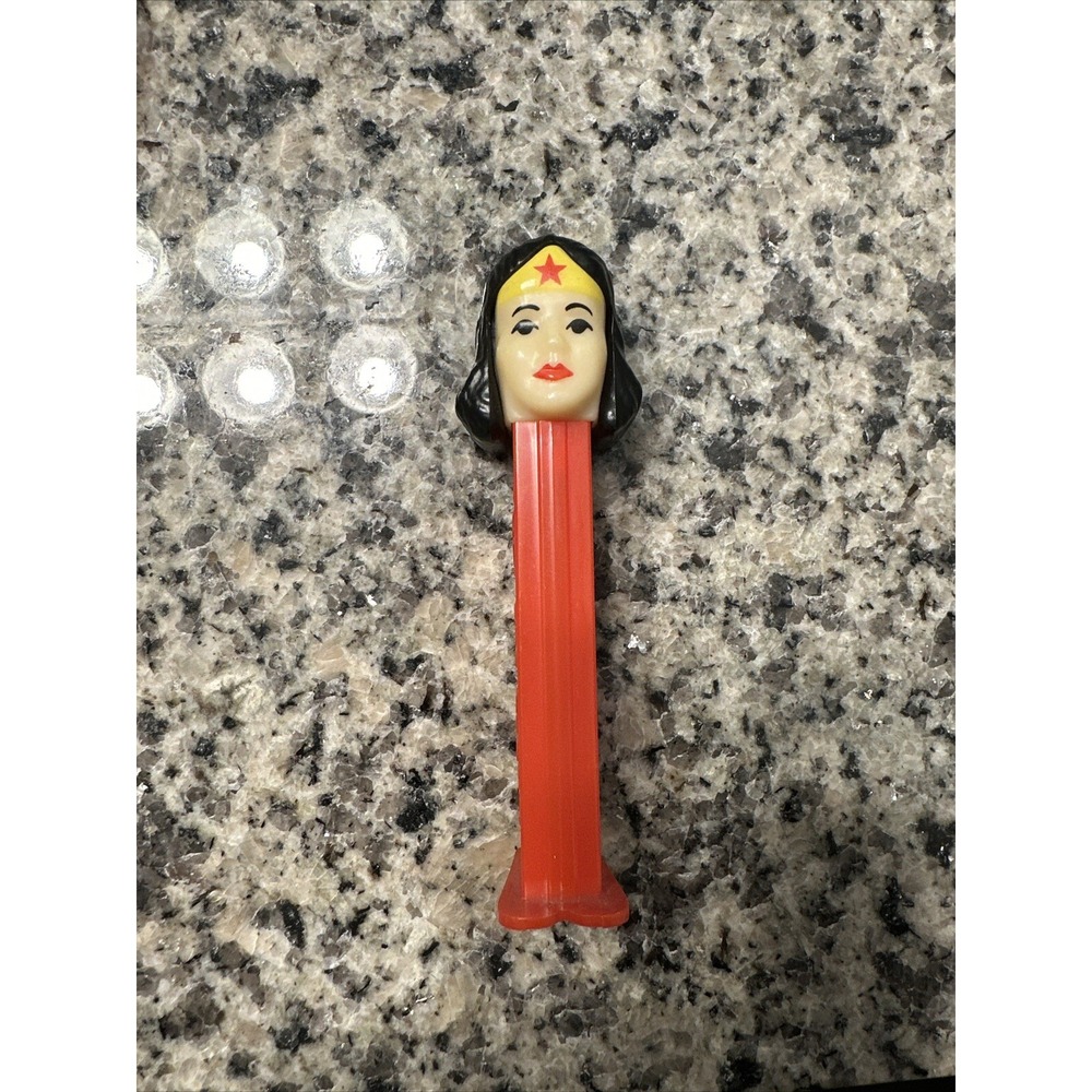 Pez - Vintage Wonder Woman With Hard Head‎  - Used GREAT CONDITION